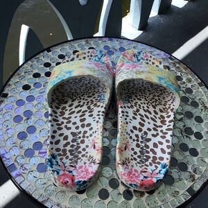 Johnny Was Wildflower Pool Slides Sandals Floral Leopard Print - Multicolor - 7M